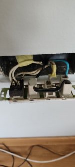 Caja lado de la cama.jpeg Caja lado de la cama.jpeg